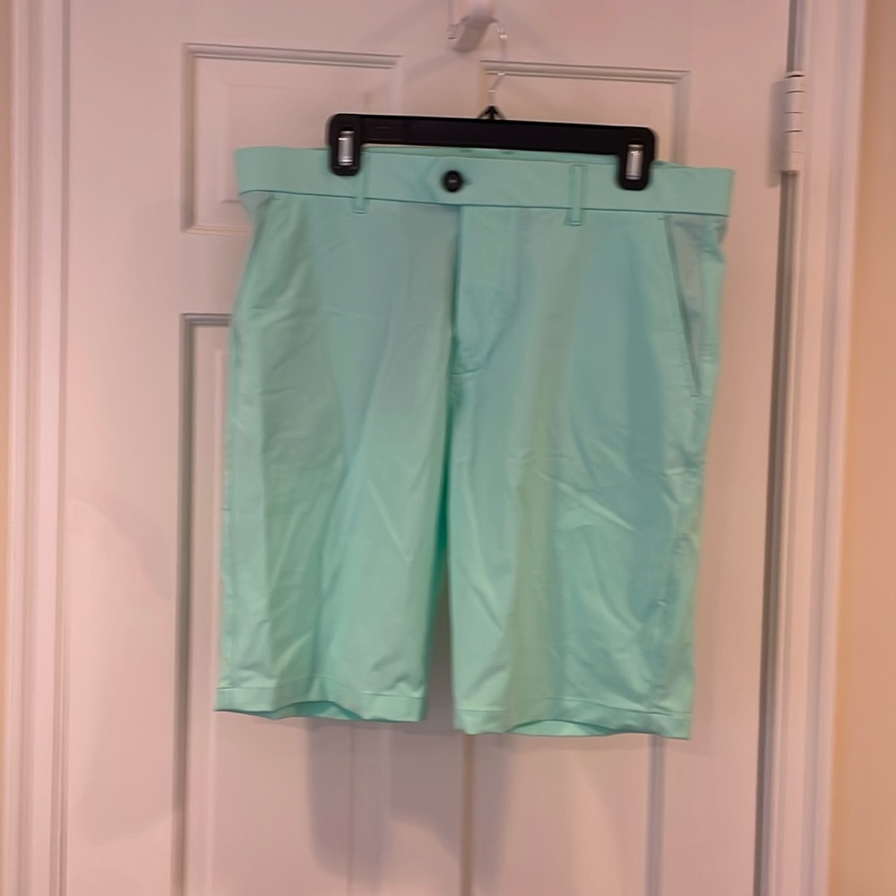 NWOT MINT SHORTS
